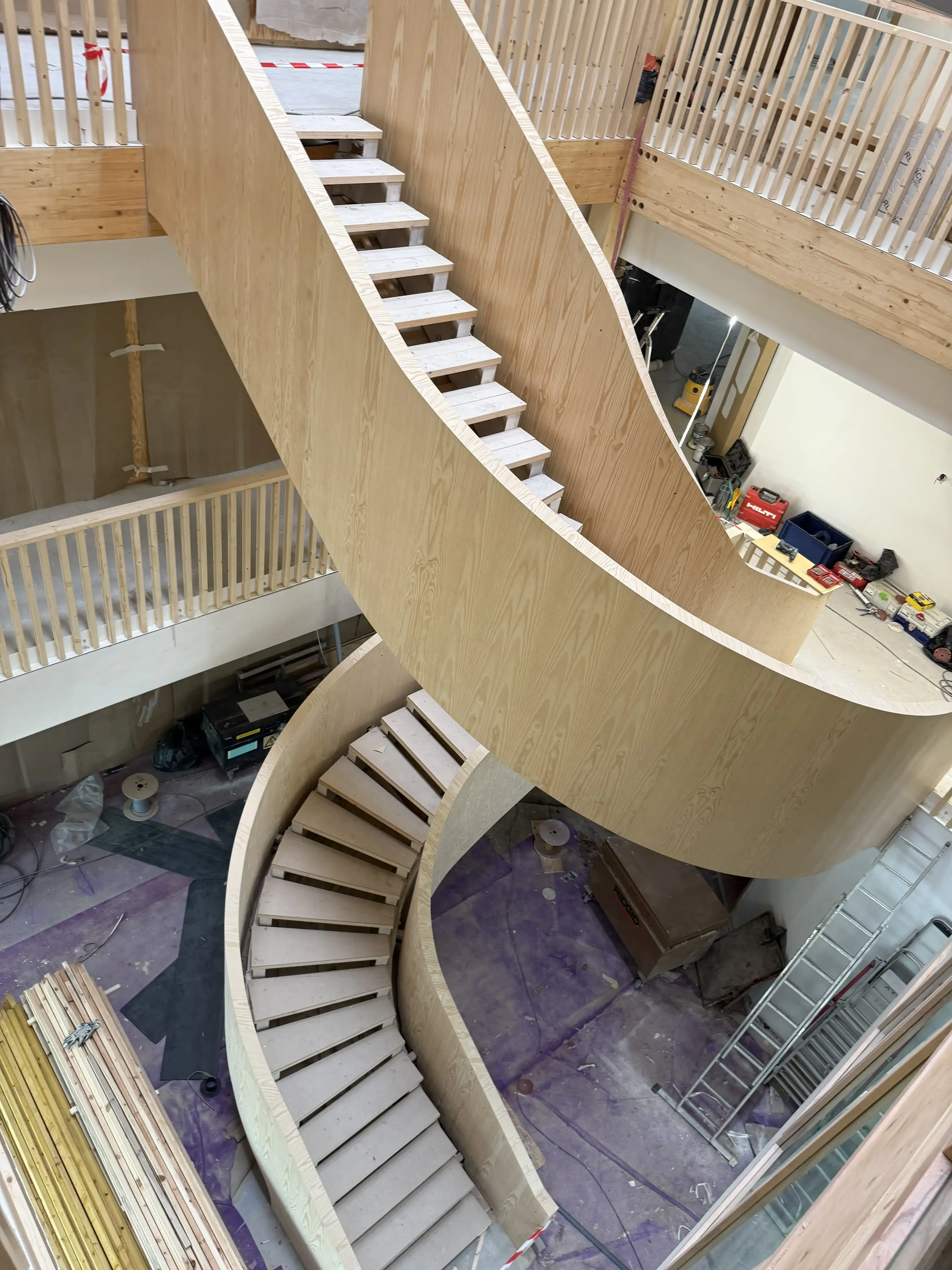 Escalier quart tournant bois.